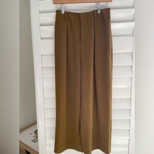 Uniqlo Breezy Flowy wide legged pants